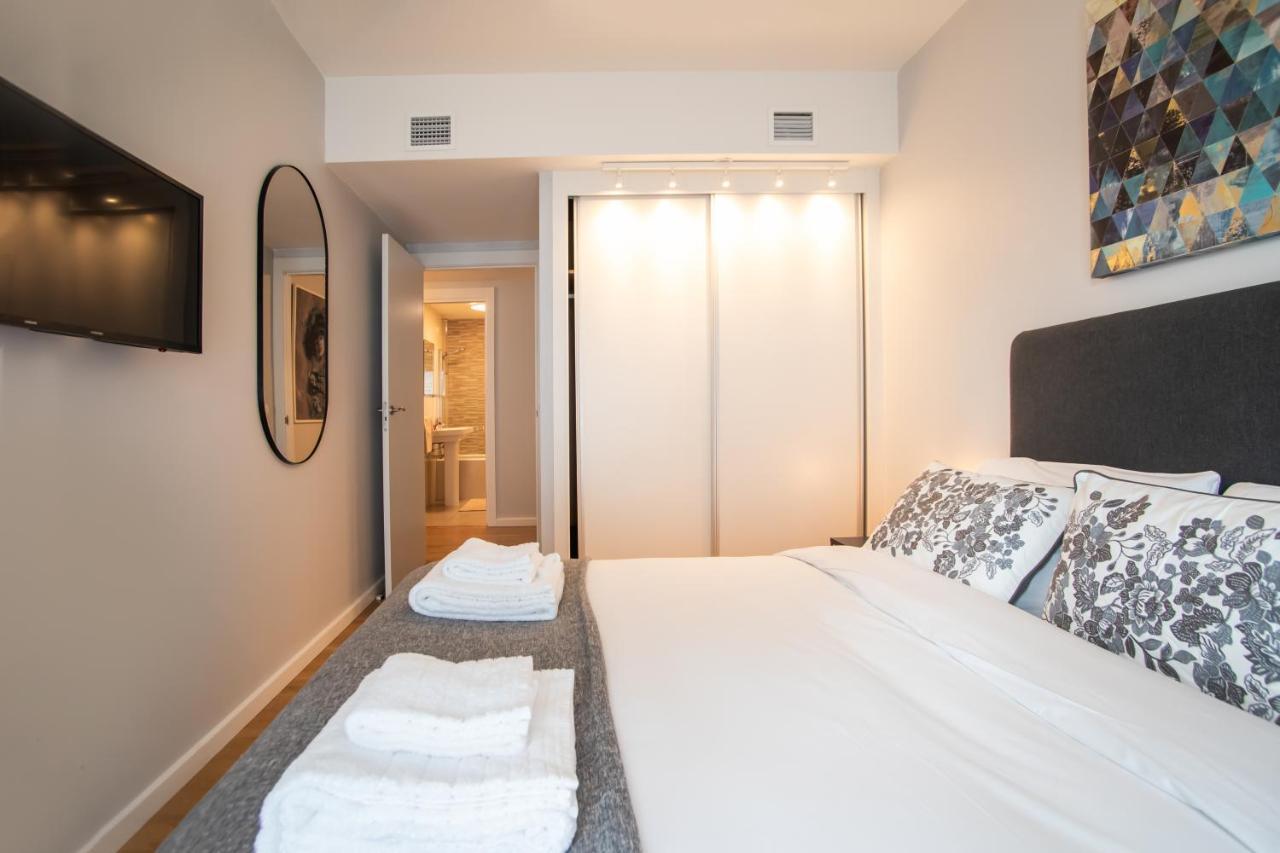 Tendency Apartments Forum Sant Adria de Besos Luaran gambar