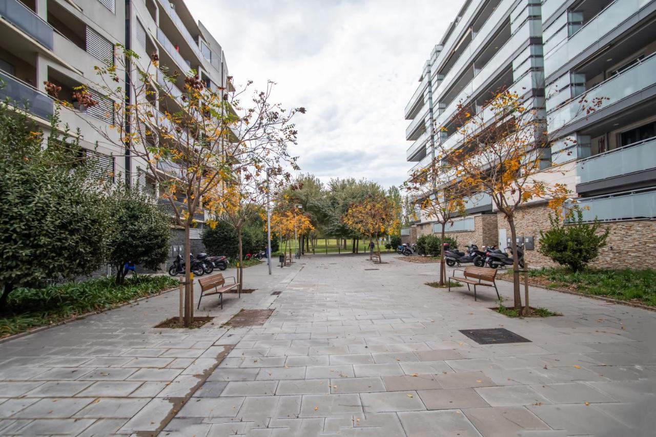 Tendency Apartments Forum Sant Adria de Besos Luaran gambar